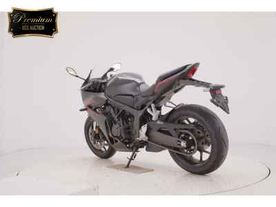 Honda CB650R 2024