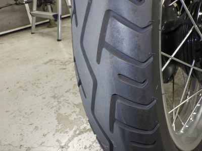 Yamaha SR400 2020
