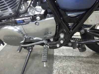 Yamaha SR400 2020