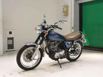 Yamaha SR400 2020