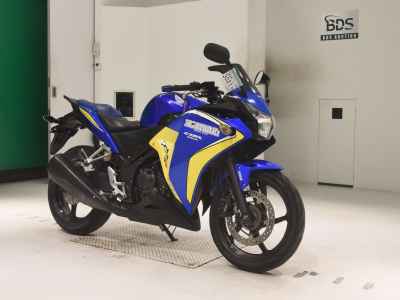 Honda CBR250R 2013
