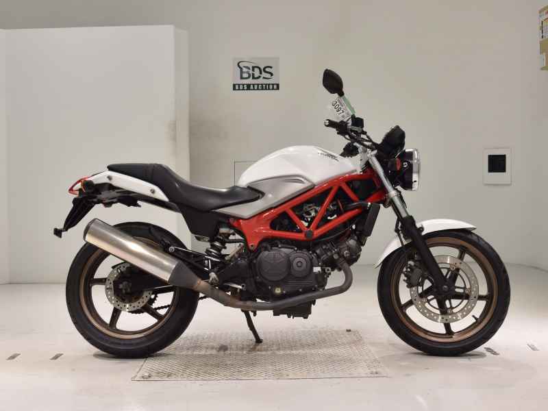 Honda VTR250 LD 2015