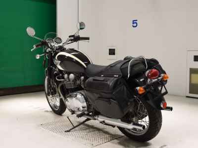 Triumph Bonneville T100 2005