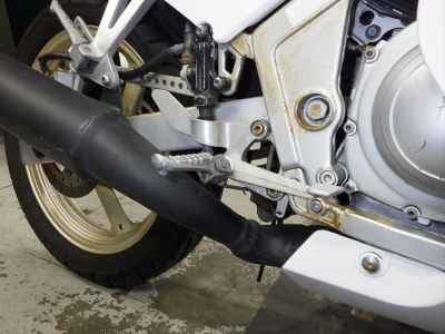 Yamaha FZR250