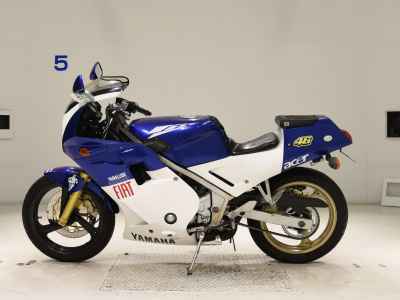 Yamaha FZR250