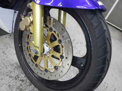 Yamaha FZR250