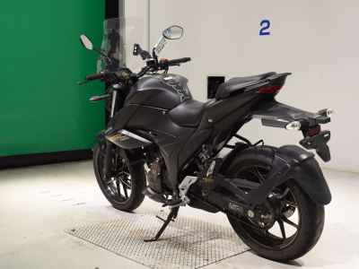 Suzuki Gixxer 250SF