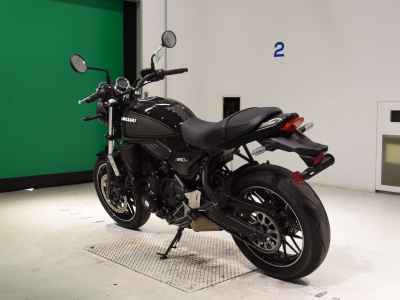 Kawasaki Z650RS 2023