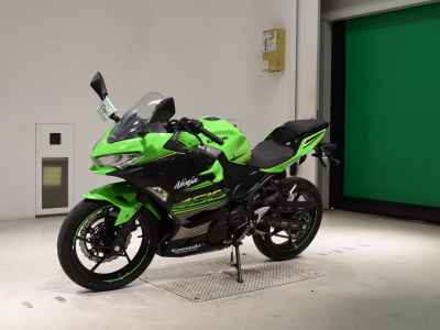Kawasaki Ninja 400 2019