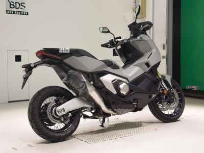 Honda X-Adv 750 2025