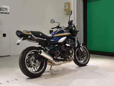 Kawasaki Z900RS 2023