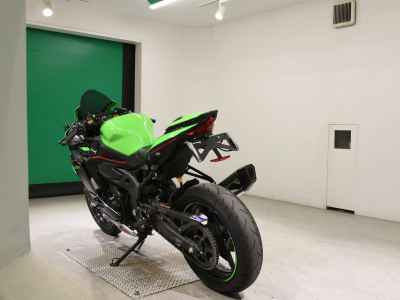 Kawasaki ZX-25R
