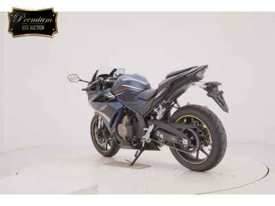 Honda CBR400R 2022