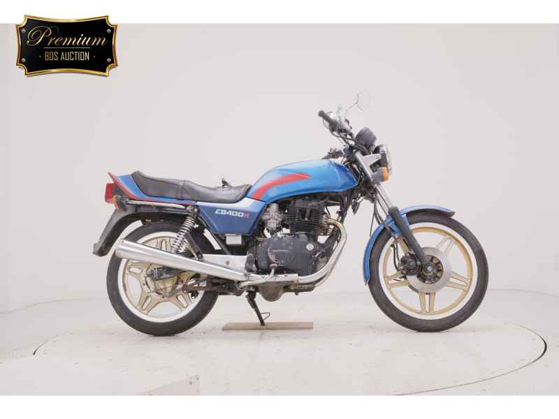 Honda CB400N 2025