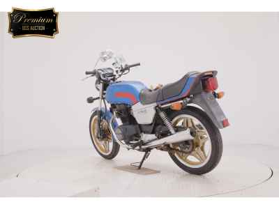 Honda CB400N 2025