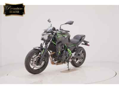 Kawasaki Z650 2025
