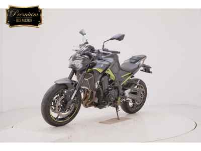 Kawasaki Z900 2021