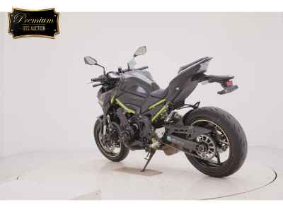 Kawasaki Z900 2021