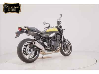 Kawasaki Z900RS 2024