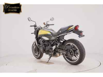 Kawasaki Z900RS 2024