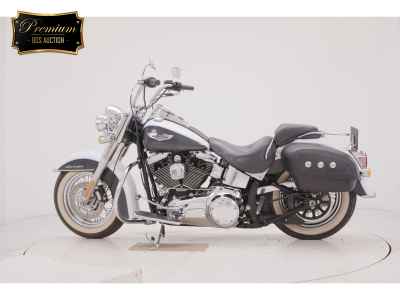 Harley-Davidson Deluxe FLSTN1580 2008