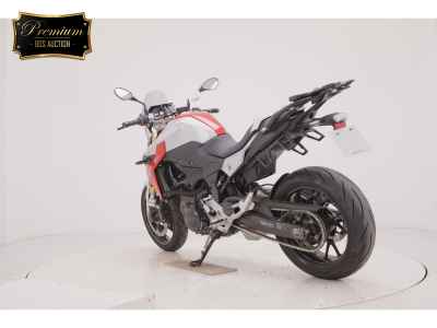 BMW F900R 2022
