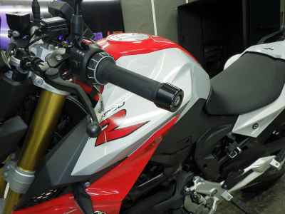 BMW F900R 2022