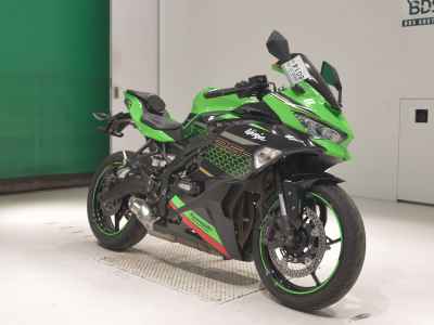 Kawasaki Ninja ZX-25R 2021