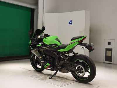 Kawasaki Ninja ZX-25R 2021