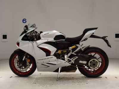 Ducati Panigale V2 2021