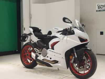 Ducati Panigale V2 2021