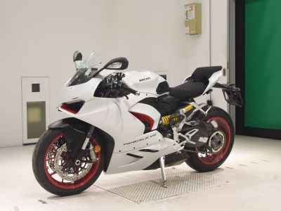 Ducati Panigale V2 2021