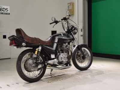 Suzuki GSX250E