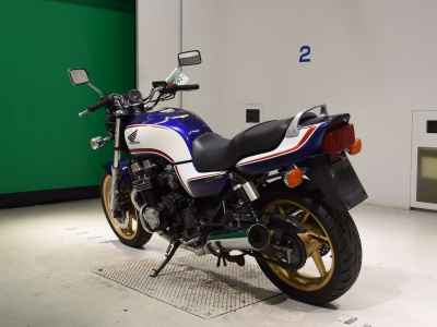 Honda CB750 2005