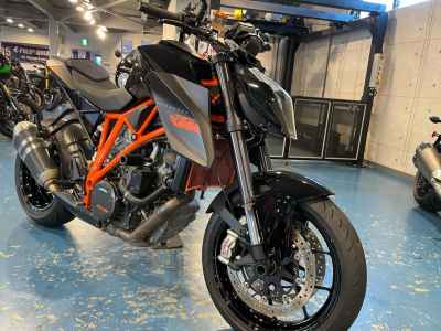 KTM 1290 Super Duke 2015