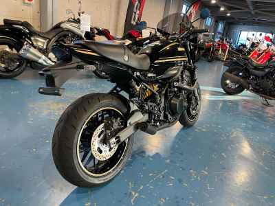 Kawasaki Z900RS Cafe 2024
