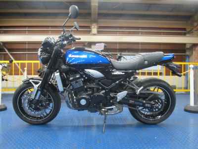 Kawasaki Z900RS 2023