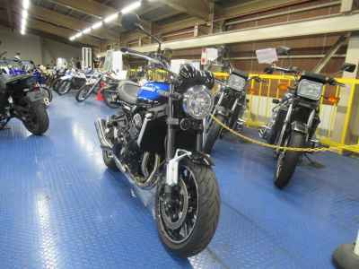 Kawasaki Z900RS 2023