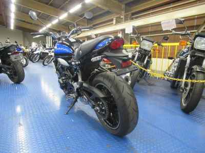 Kawasaki Z900RS 2023