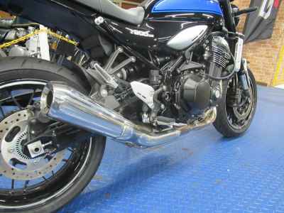 Kawasaki Z900RS 2023