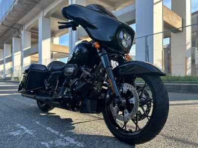 Harley-Davidson Street Glide FLHXS1690 2021