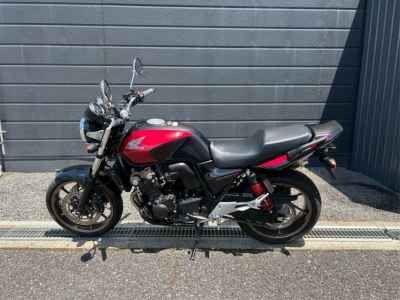 Honda CB400SFV 2015