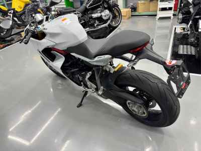 Ducati Supersport 950 S 2024
