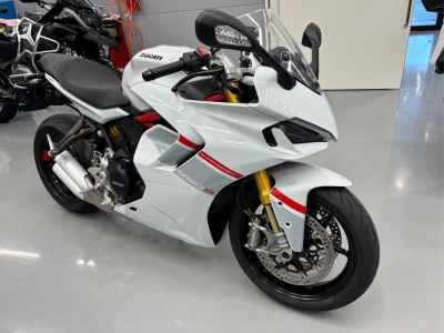 Ducati Supersport 950 S 2024