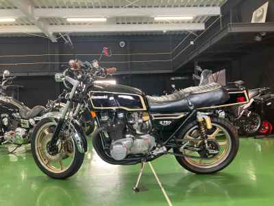 Kawasaki KZ1000 2014