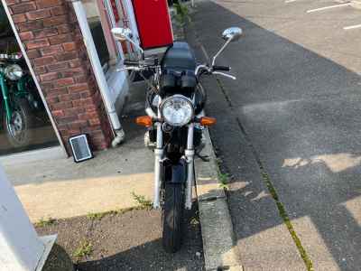 Honda CB400SF 2025