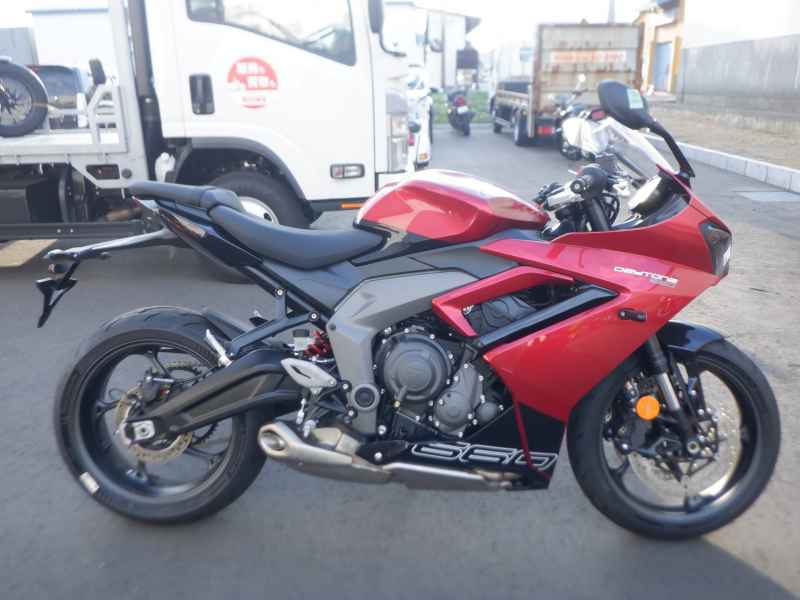 Triumph Daytona 660 2024