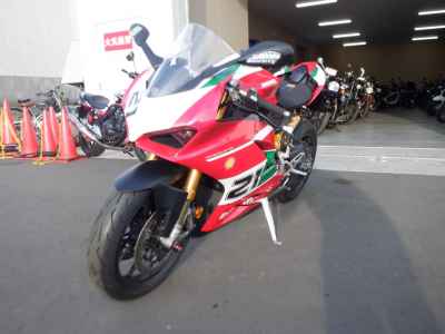 Ducati Panigale V2 2024