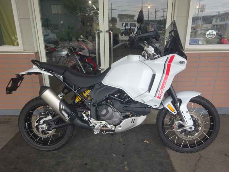 Ducati DesertX 2023