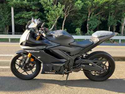 Yamaha YZF-R25 2019